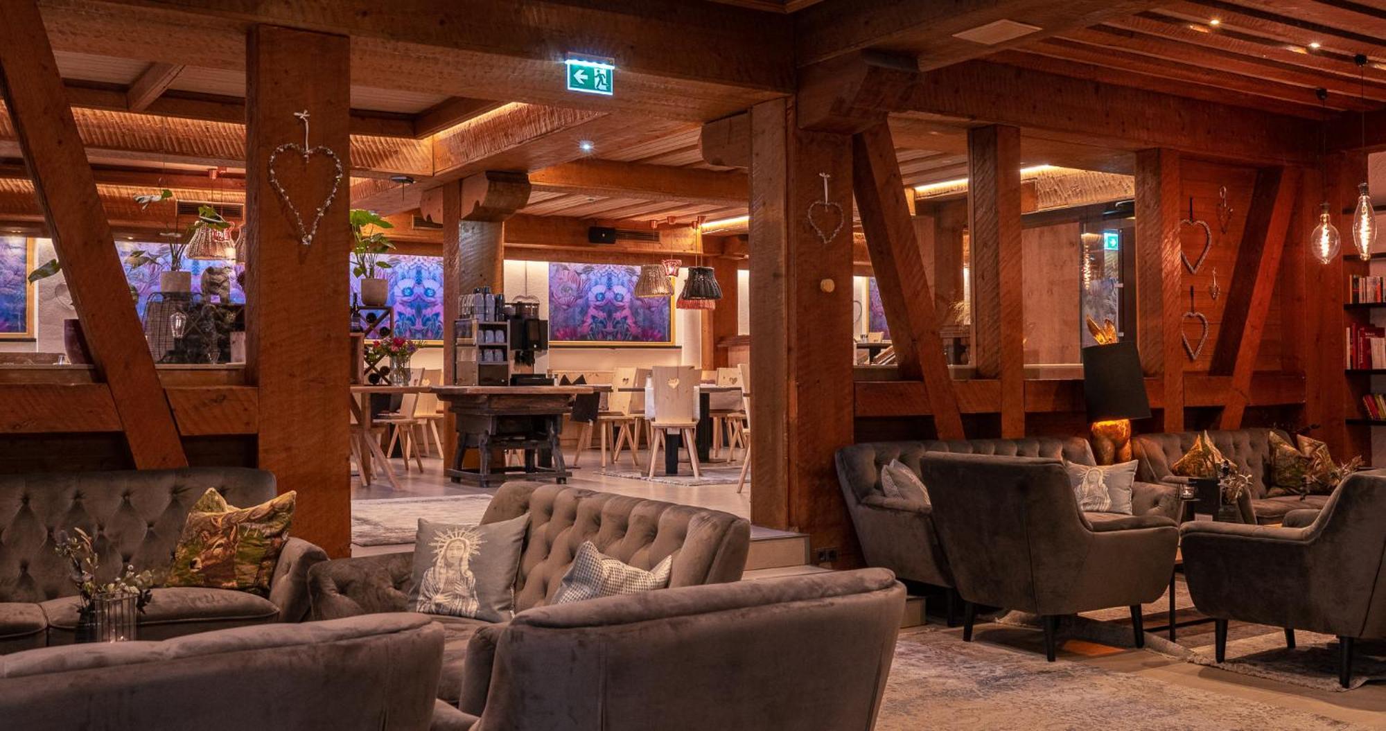 Berghotel Basur - Das Schihotel Am Arlberg Flirsch Eksteriør bilde